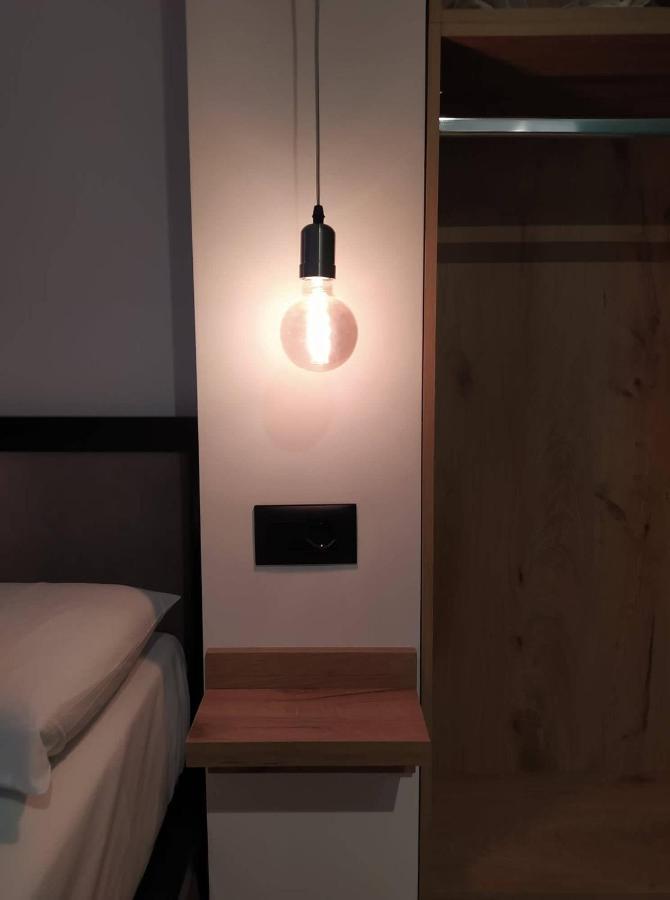 Apartament Stefani Sarandë エクステリア 写真
