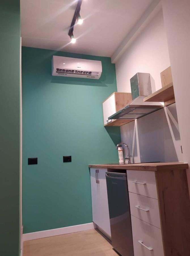 Apartament Stefani Sarandë エクステリア 写真
