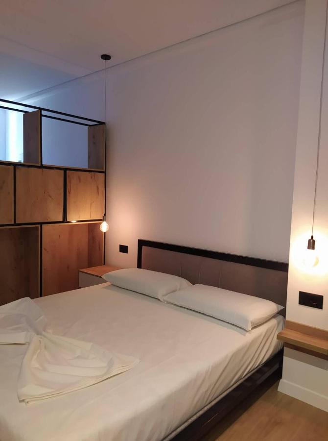 Apartament Stefani Sarandë エクステリア 写真